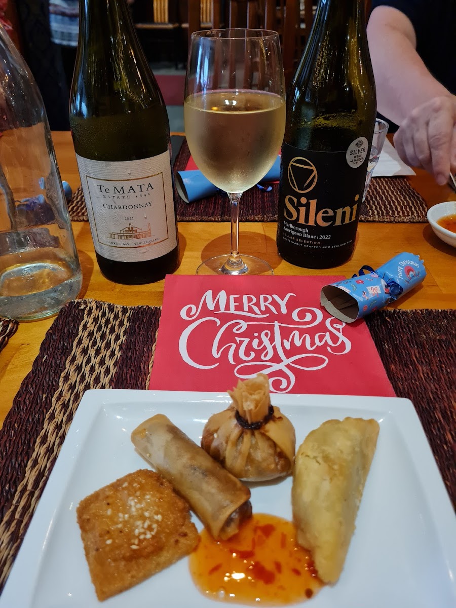 Smile Elephant Thai Restaurant-10